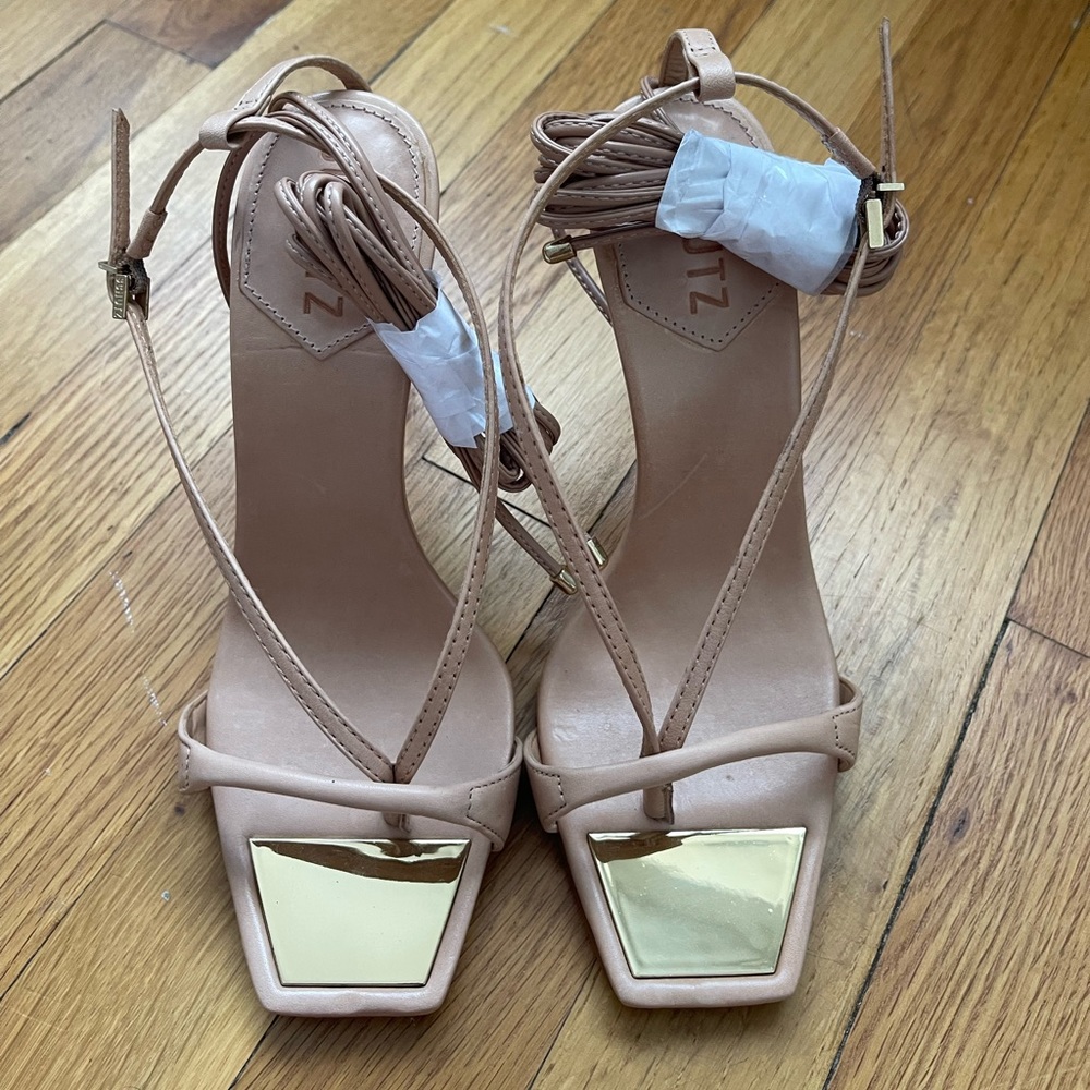 BRAND NEW Schutz Wrap Around Heel